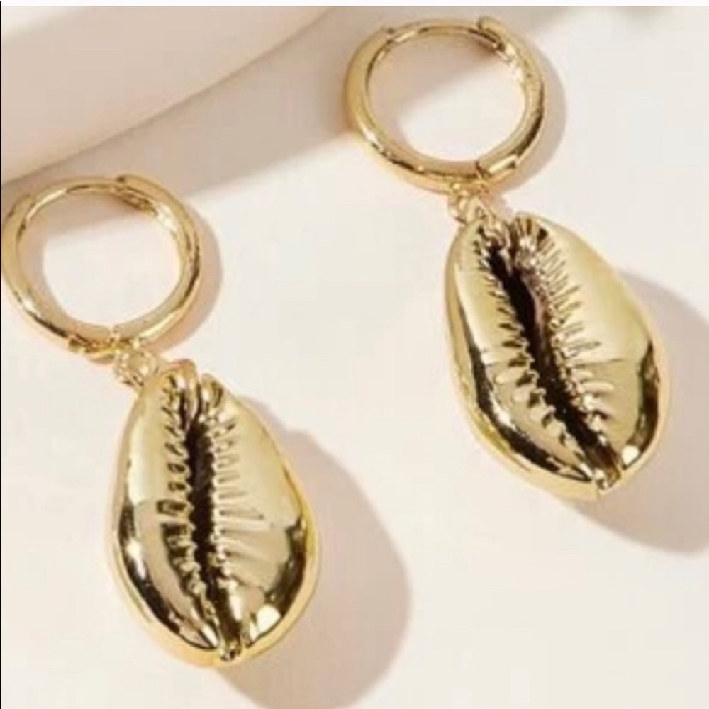 New Gold Drop Seashell Nautical Mermaid Earrings